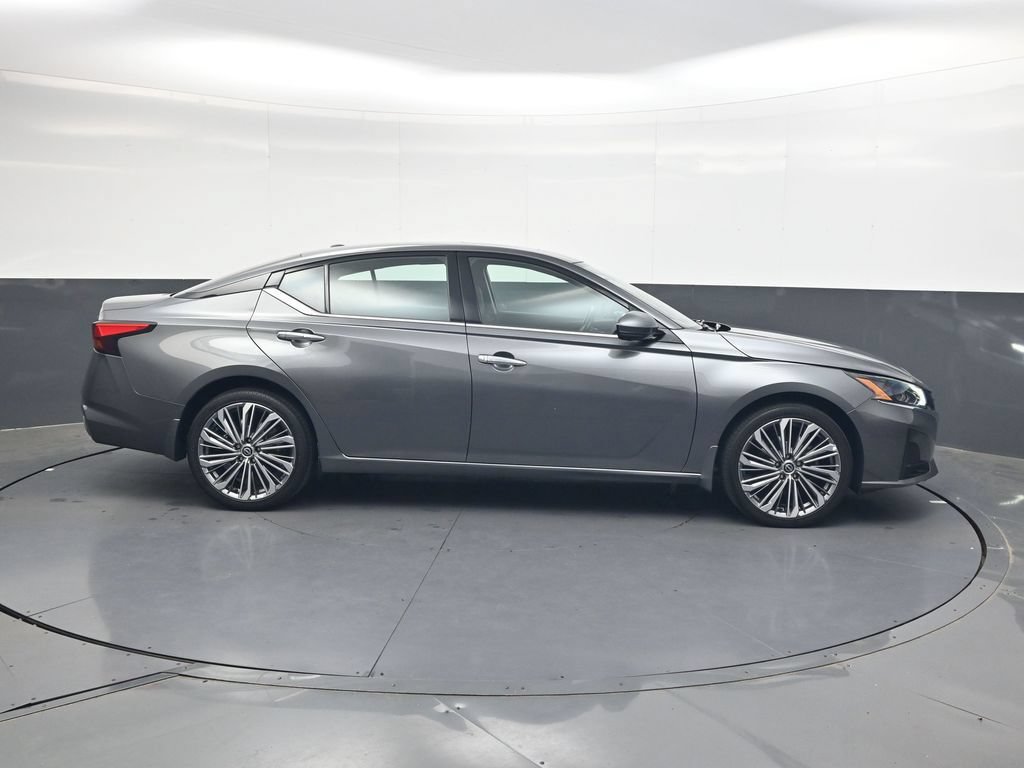 Certified 2023 Nissan Altima 2.5 SL AWD/4WD image 4