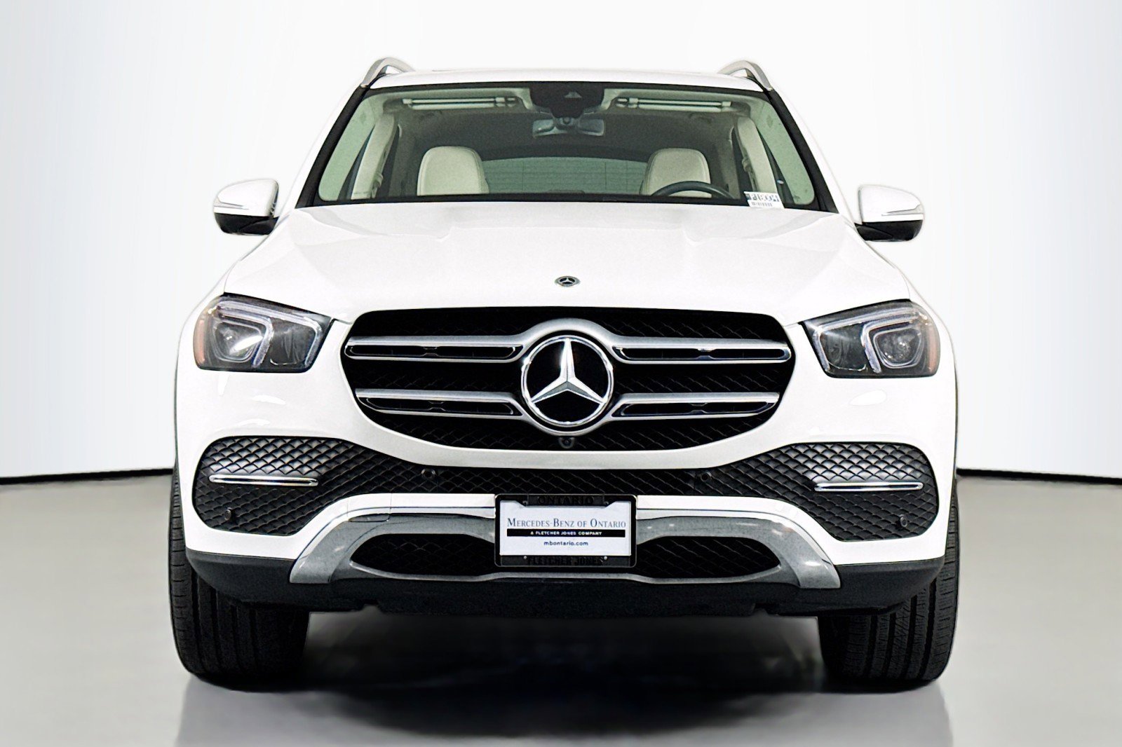 Used 2023 Mercedes-Benz GLE 350 w/ Premium Package image 3