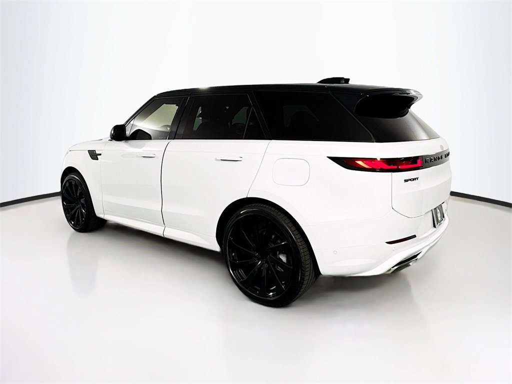 New 2025 Land Rover Range Rover Sport Dynamic SE image 7