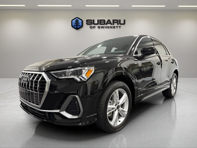 Used 2023 Audi Q3 2.0T Premium Plus w/ Premium Plus Package AWD/4WD image 1