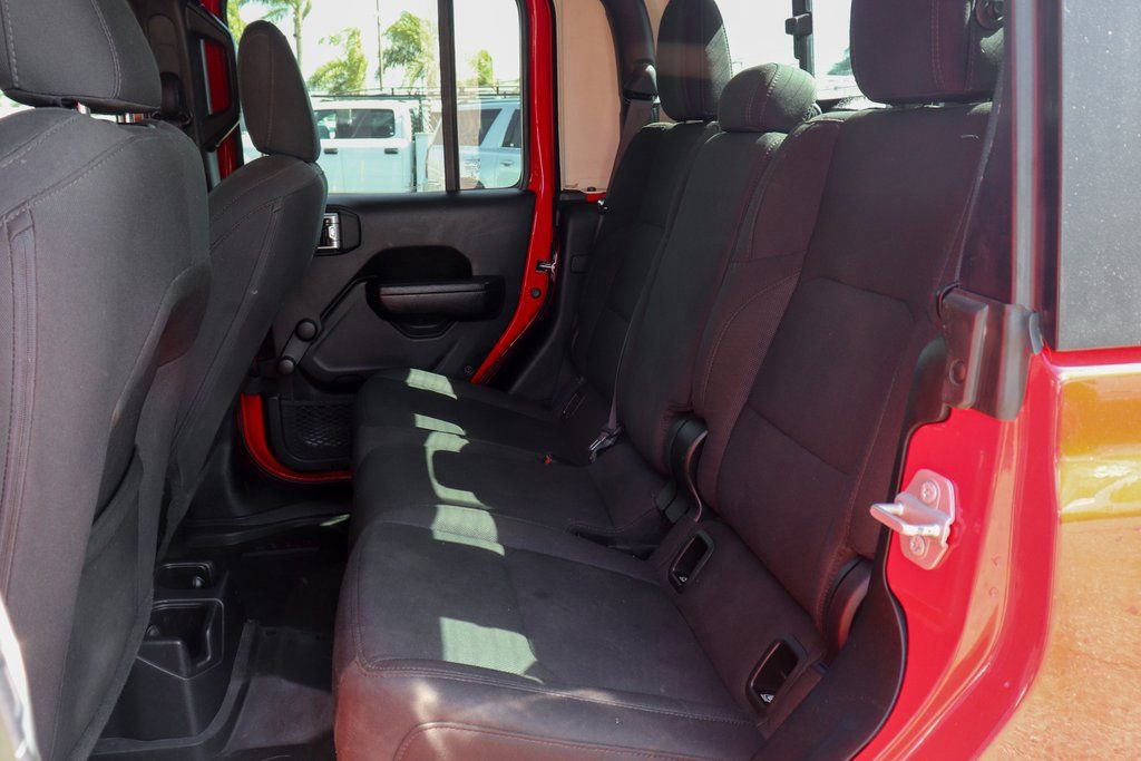 Used 2022 Jeep Gladiator Sport image 31