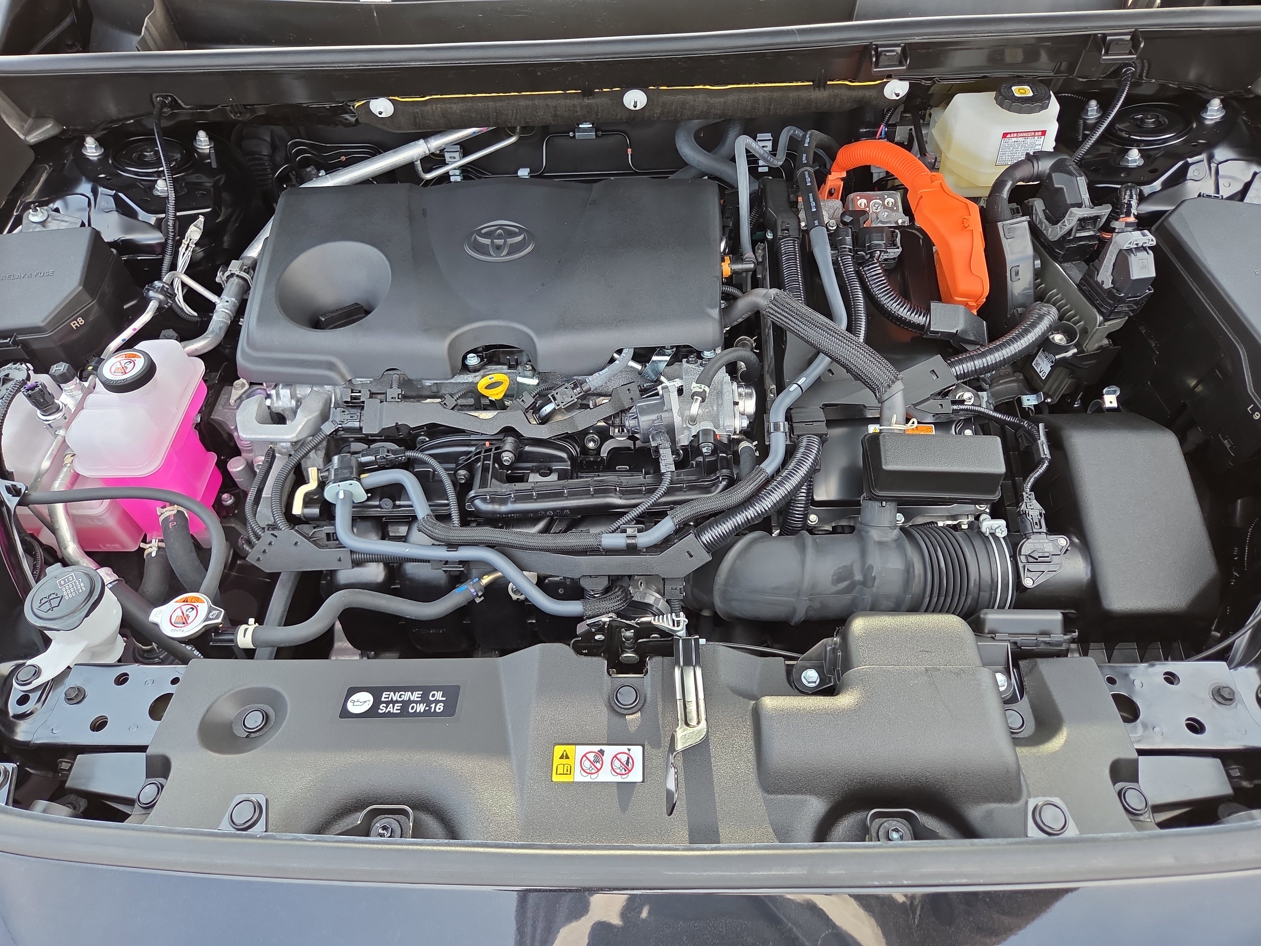 Certified 2025 Toyota RAV4 LE image 32