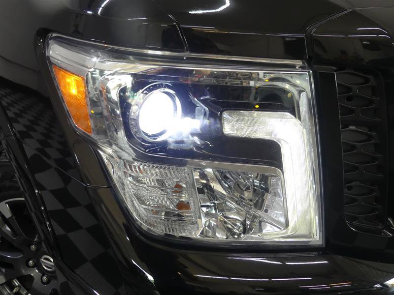Used 2018 Nissan Titan PRO-4X AWD/4WD image 14