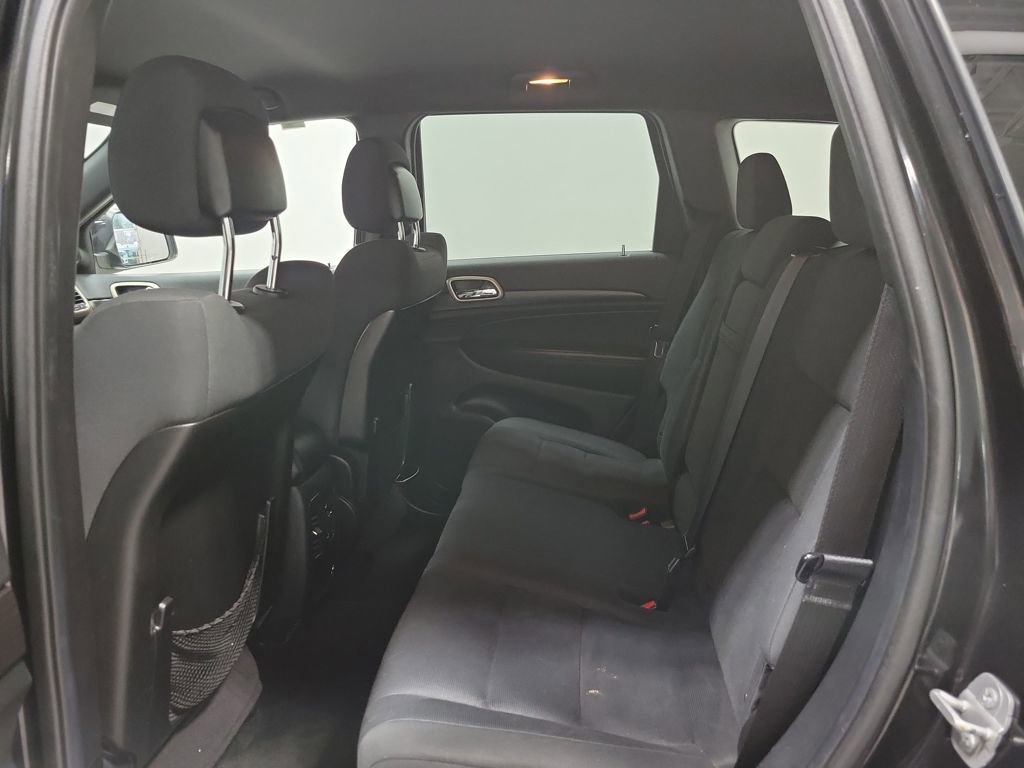 Used 2014 Jeep Grand Cherokee Laredo w/ Quick Order Package 23E image 28