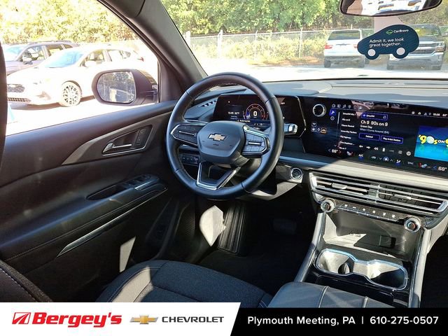 Certified 2025 Chevrolet Traverse LT image 17