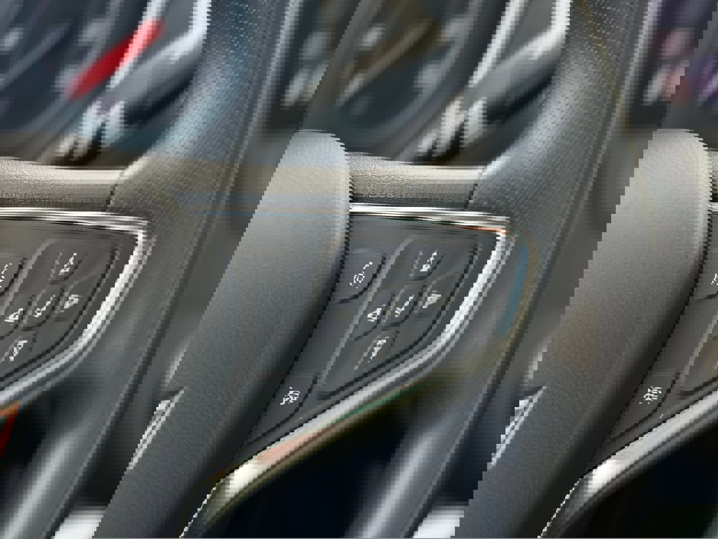 Used 2023 Chevrolet Malibu LT image 15