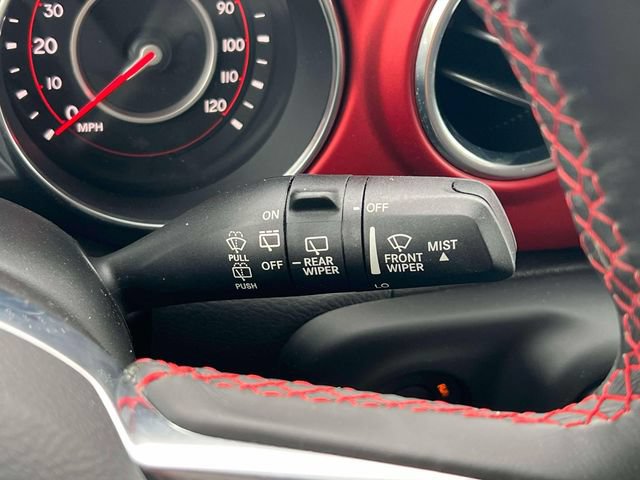 Used 2018 Jeep Wrangler Unlimited Rubicon AWD/4WD image 13