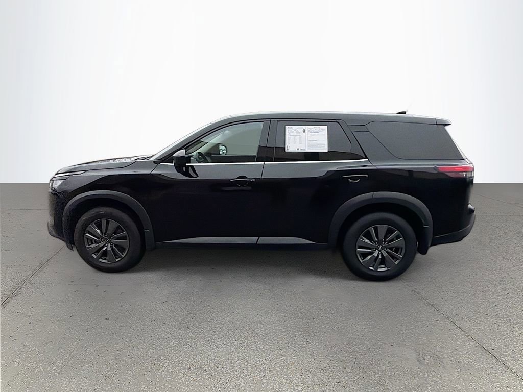 Used 2024 Nissan Pathfinder S image 7