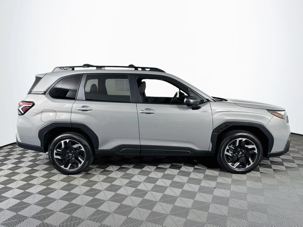 Used 2026 Subaru Forester Touring AWD/4WD image 8