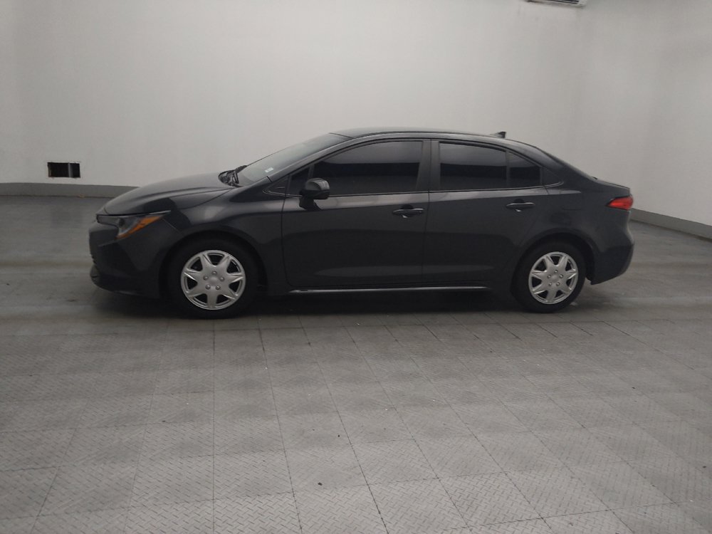 Used 2025 Toyota Corolla LE w/ Convenience Package FWD image 2