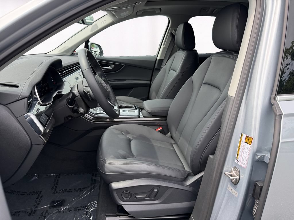 Used 2023 Audi Q7 2.0T Premium Plus w/ Premium Plus Package AWD/4WD image 9