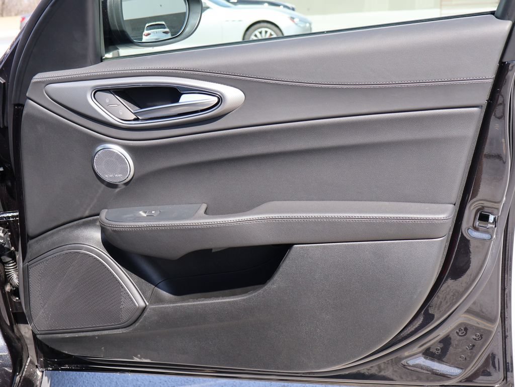New 2026 Alfa Romeo Giulia AWD image 14