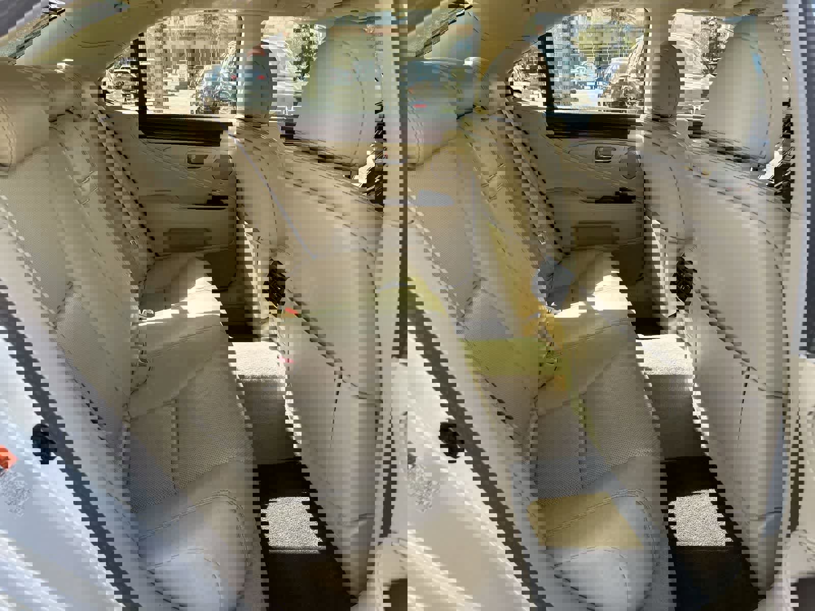 Used 2016 Lexus LS 460 w/ Comfort Package image 16