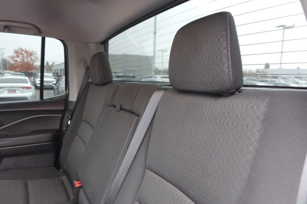 Used 2019 Honda Ridgeline Sport image 11