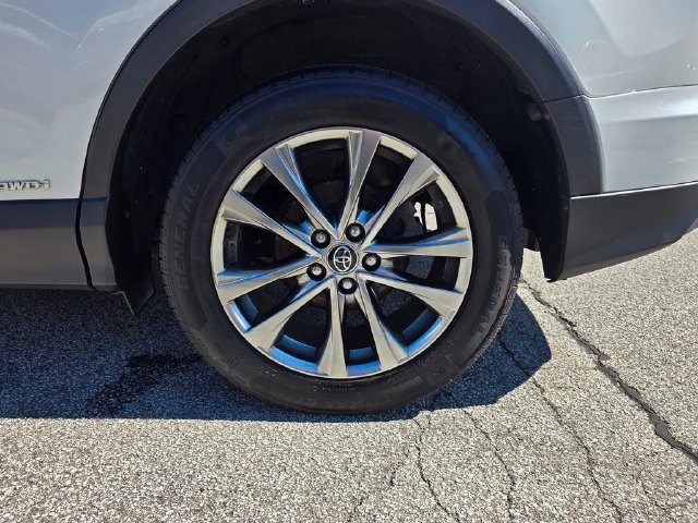 Used 2017 Toyota RAV4 Limited w/ All Weather Liner Package AWD/4WD image 11