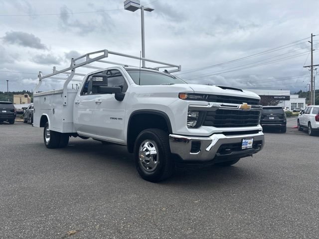 Used 2024 Chevrolet Silverado 3500 LT AWD/4WD image 7