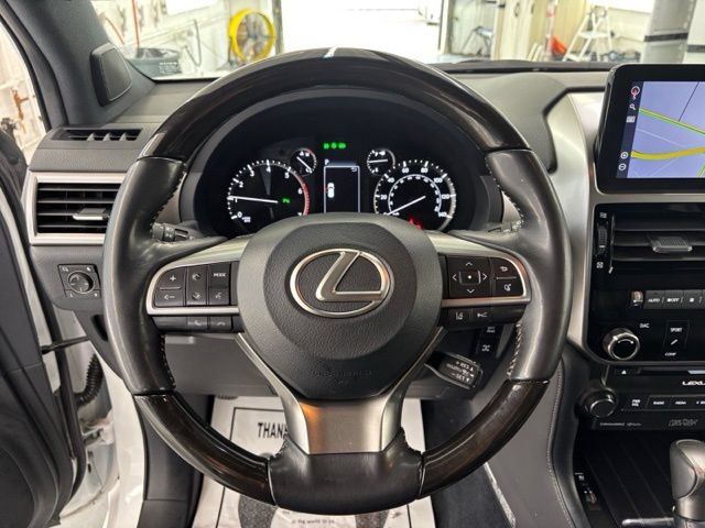 Used 2022 Lexus GX 460 Luxury w/ Accessory Package AWD/4WD image 14