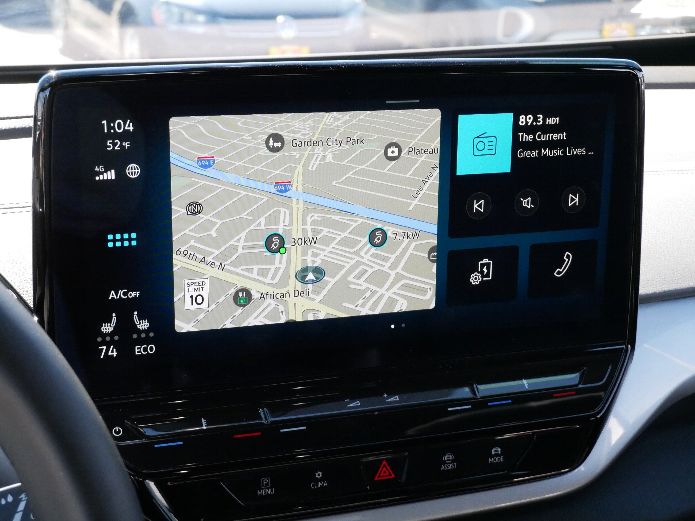 Used 2023 Volkswagen ID.4 Pro S image 22