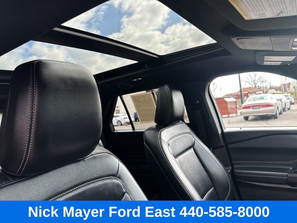 Used 2020 Ford Explorer XLT w/ Equipment Group 202A image 13