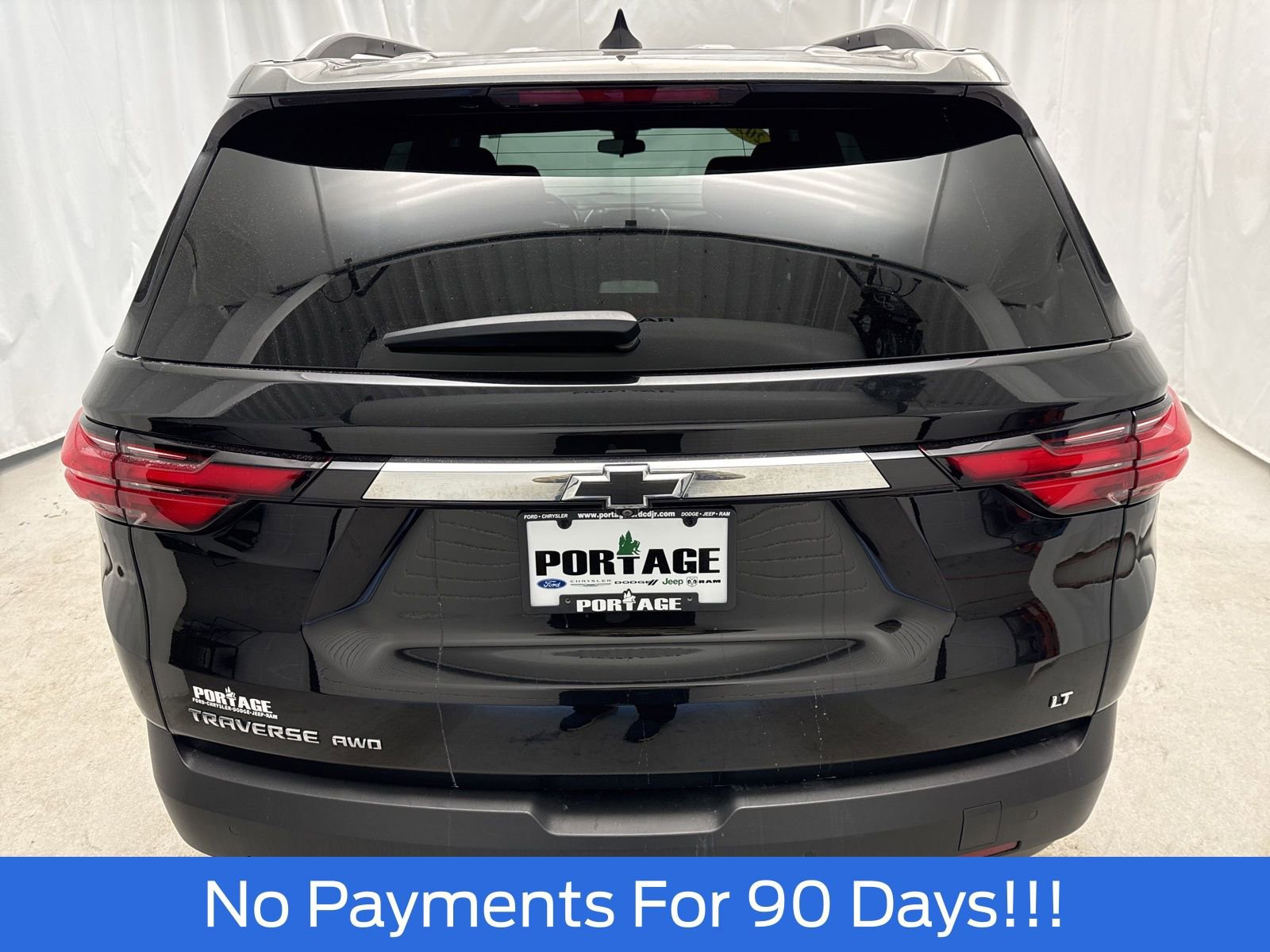 Used 2022 Chevrolet Traverse LT image 4