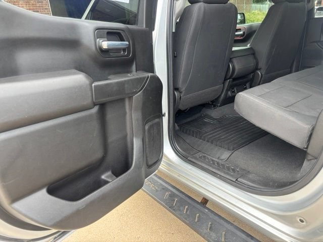 Used 2021 Chevrolet Silverado 1500 Custom Trail Boss AWD/4WD image 17