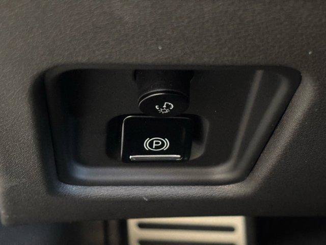 Used 2026 Chevrolet Corvette Stingray Coupe w/ Z51 Performance Package image 21