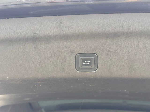 Used 2021 Chevrolet Tahoe High Country image 31