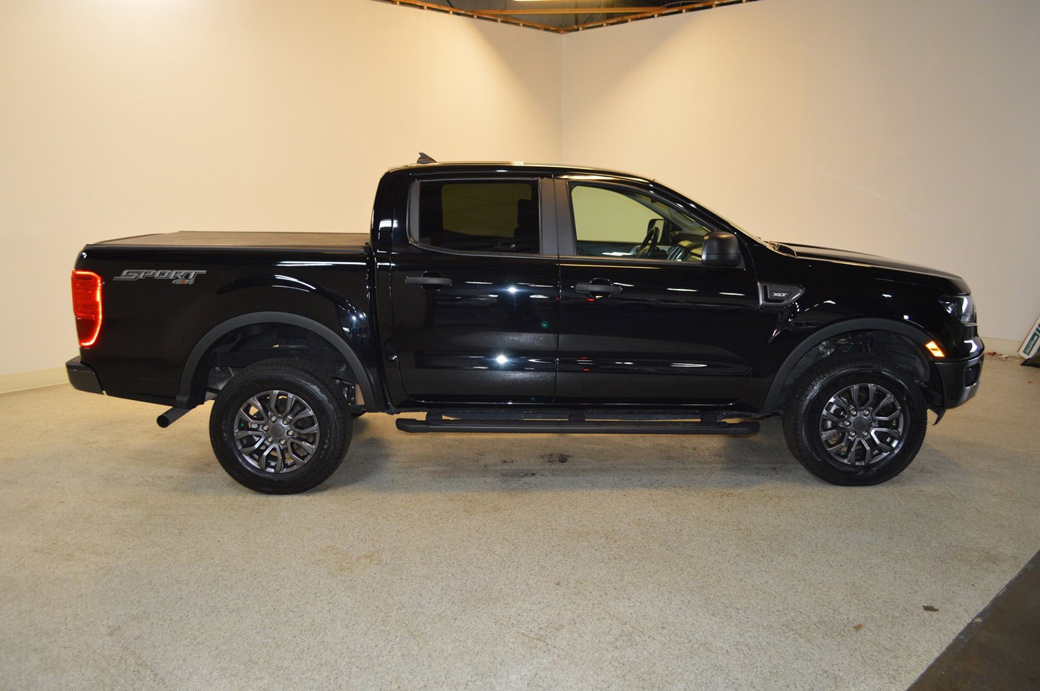 Certified 2022 Ford Ranger XLT w/ Equipment Group 302A High image 2