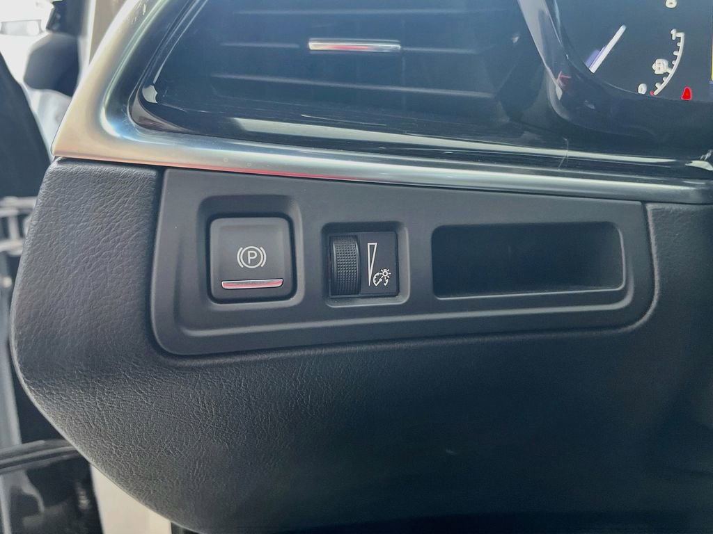 Used 2024 Cadillac XT5 Premium Luxury FWD image 10