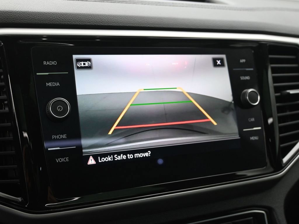 Used 2023 Volkswagen Atlas Cross Sport SE w/ Panoramic Sunroof Package image 16