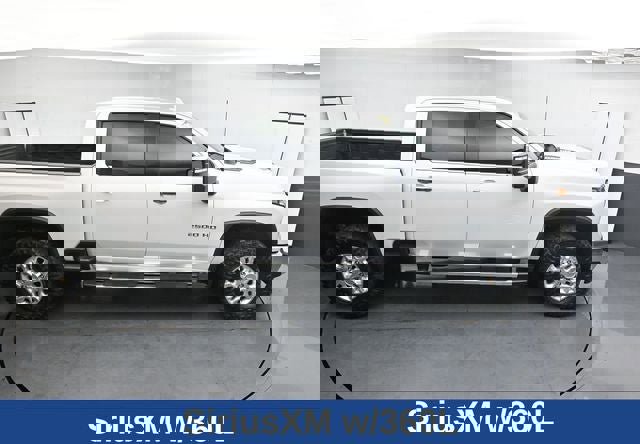 Used 2024 Chevrolet Silverado 2500 LTZ image 32