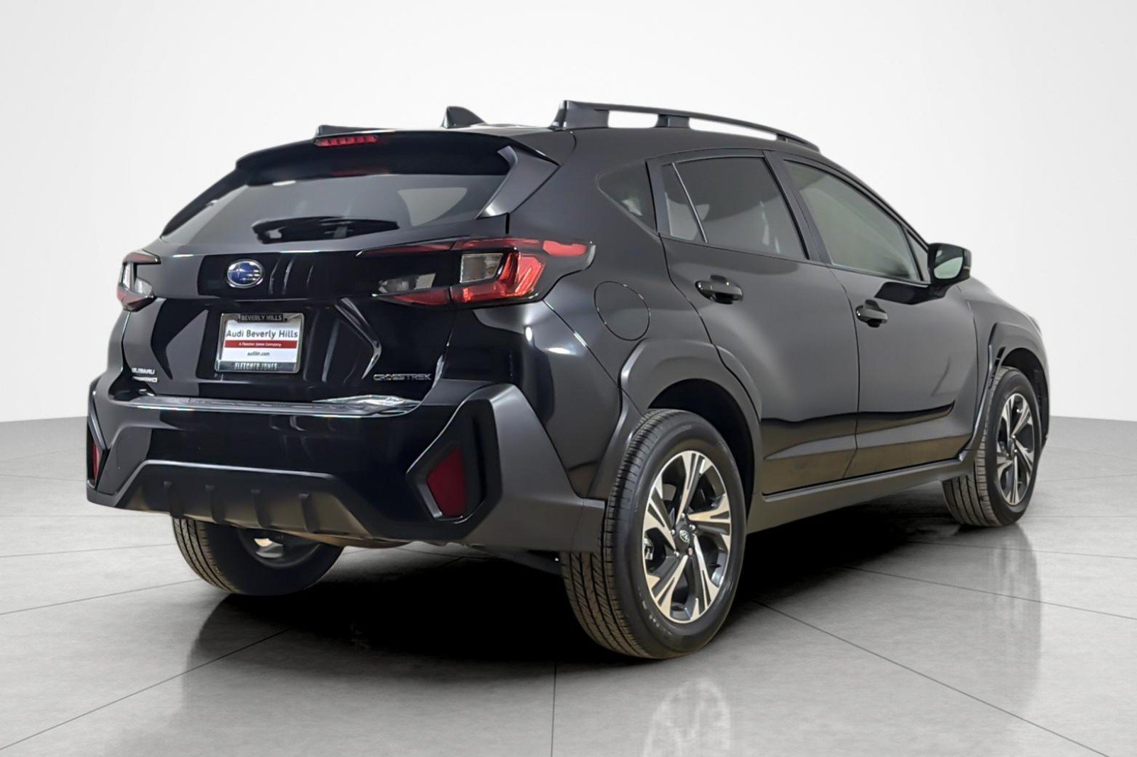 Used 2024 Subaru Crosstrek 2.0i Premium AWD/4WD image 5