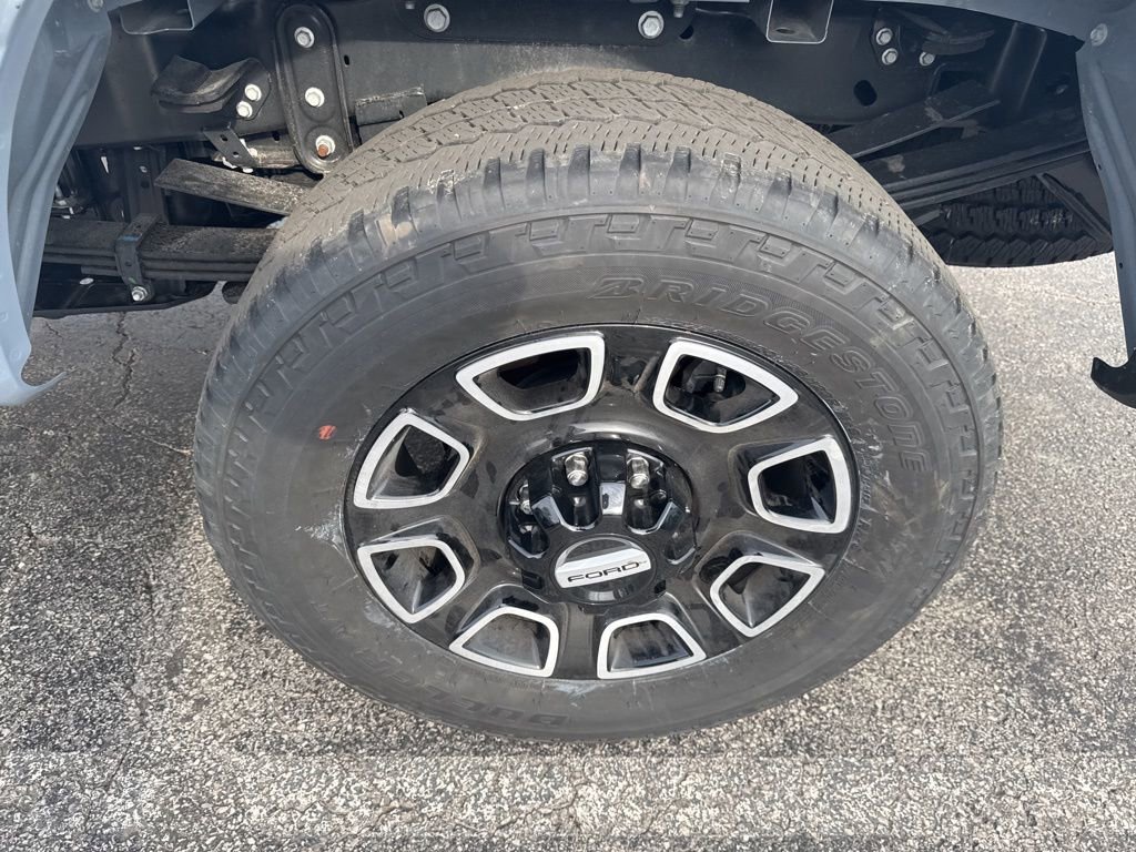 Used 2025 Ford F350 Lariat w/ Lariat Ultimate Package AWD/4WD image 59