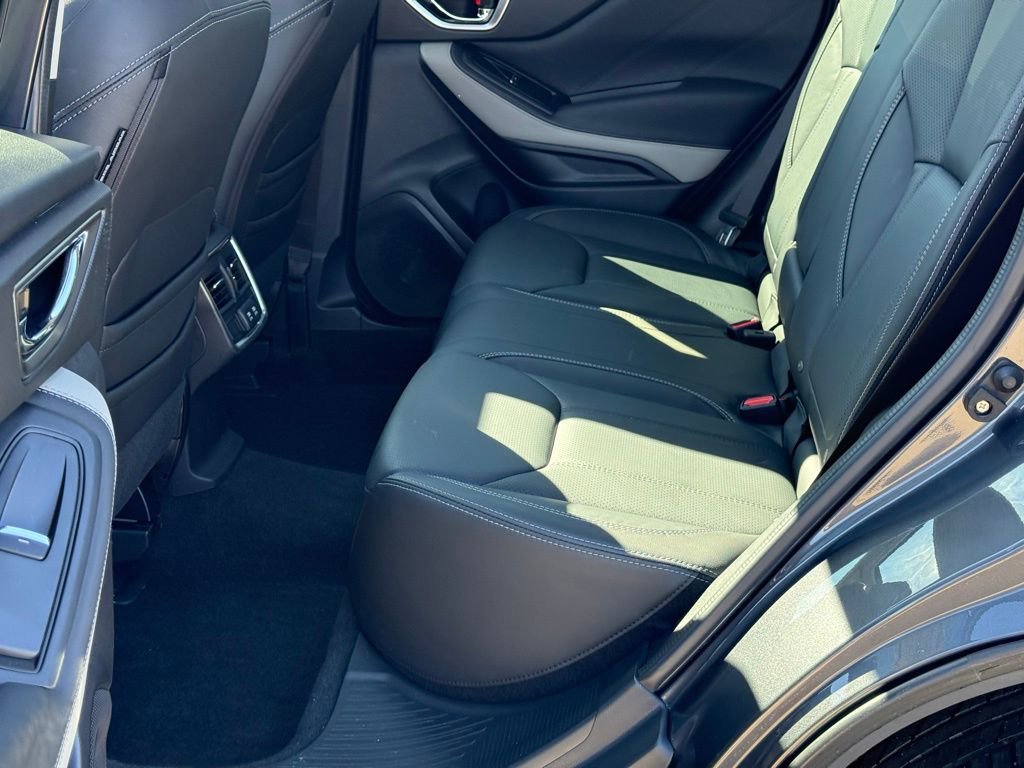 Used 2022 Subaru Forester Limited image 17