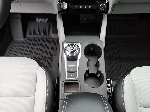 New 2026 Ford Escape SE image 19