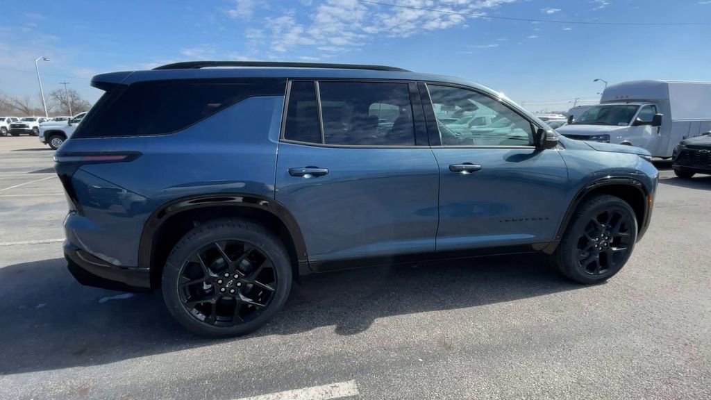 New 2026 Chevrolet Traverse RS w/ LPO, Floor Liner Package image 2