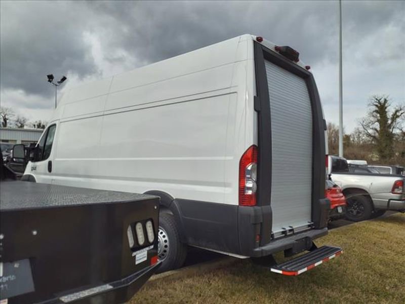 New 2024 RAM ProMaster 3500 w/ Delivery Van Package image 4