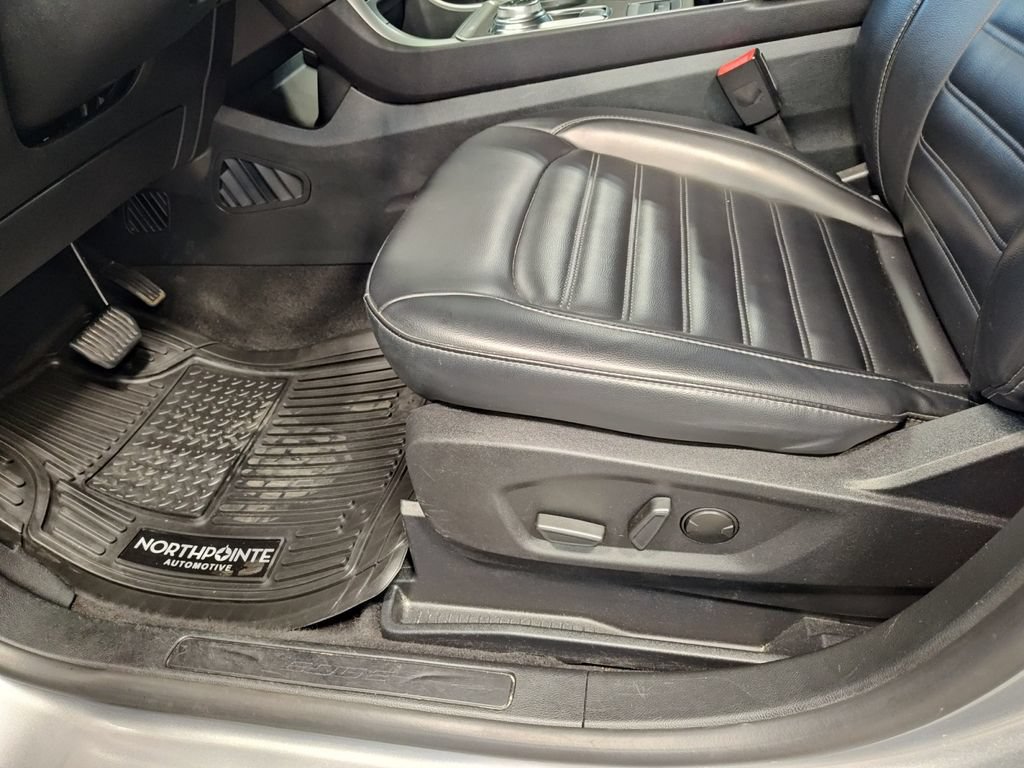 Used 2024 Ford Edge SEL AWD/4WD image 29