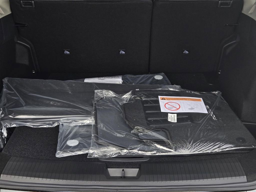 New 2026 Nissan Rogue SV image 9