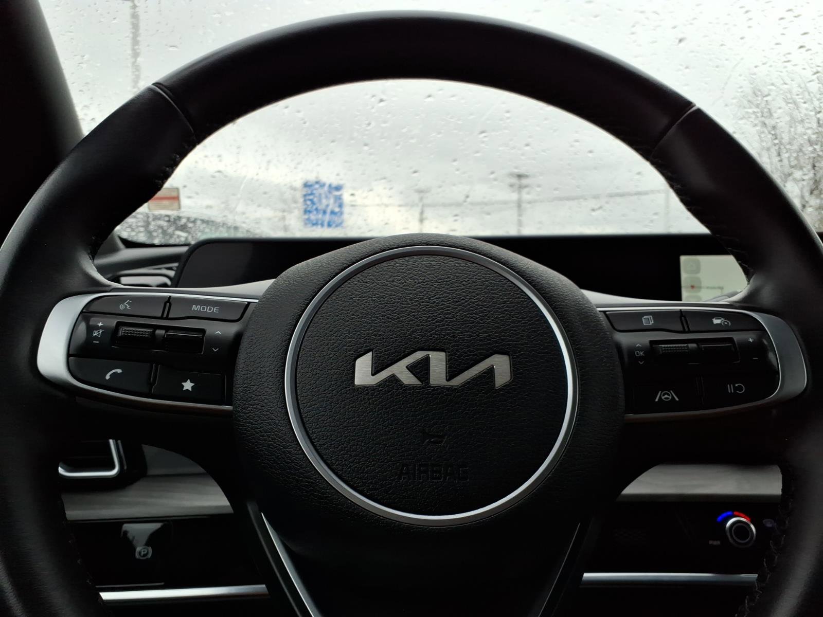 Used 2023 Kia Telluride S image 57