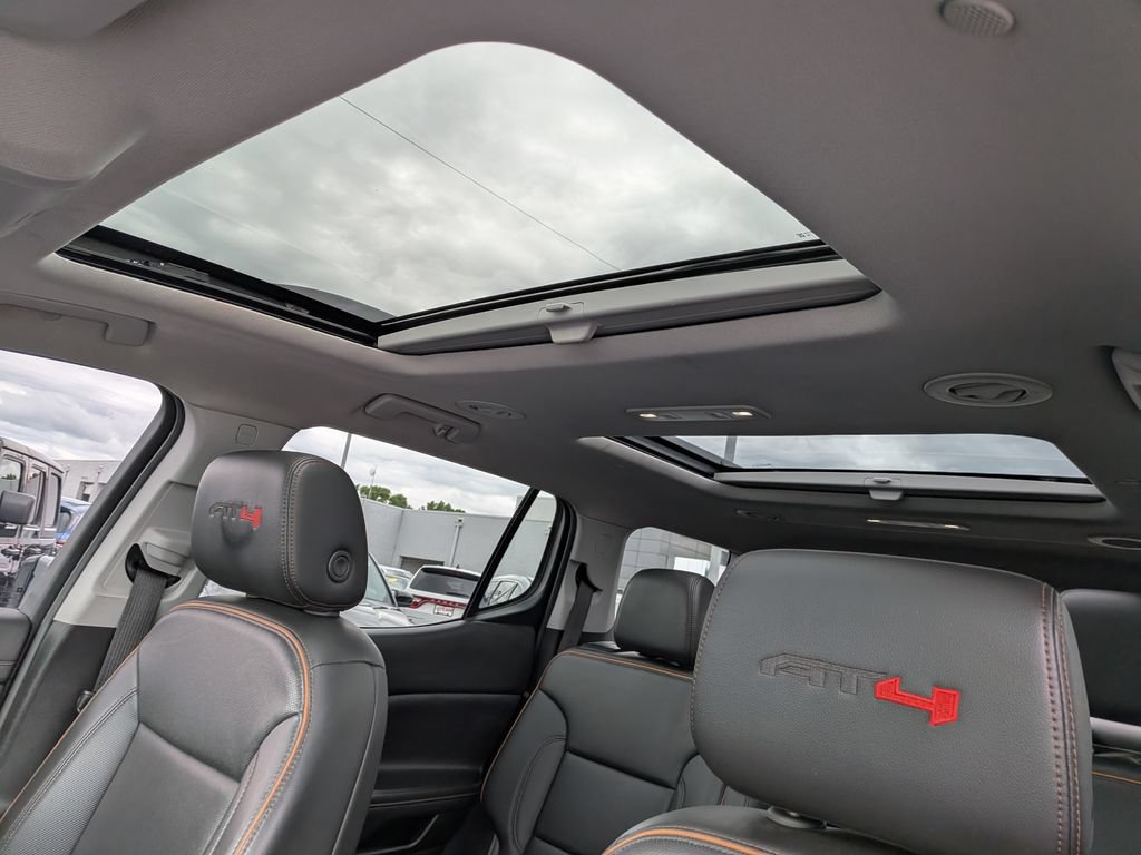 Used 2023 GMC Acadia AT4 w/ Preferred Package AWD/4WD image 15