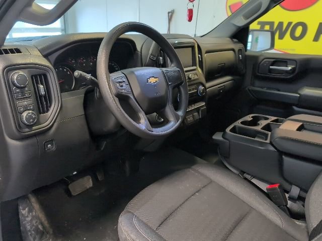 Certified 2024 Chevrolet Silverado 1500 Custom AWD/4WD image 8