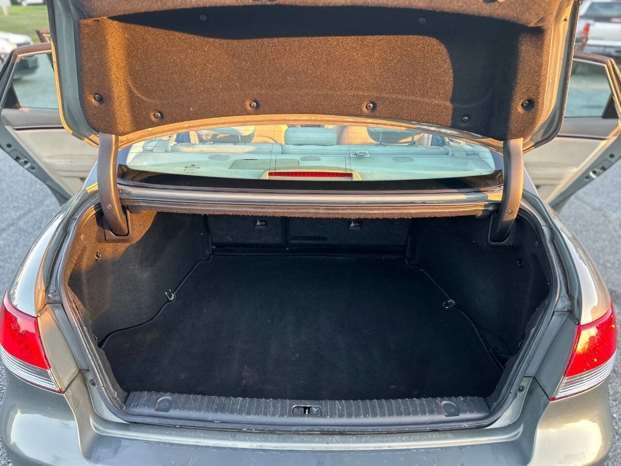 Used 2006 Hyundai Azera SE image 25