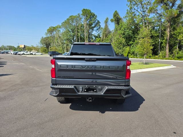 Used 2021 Chevrolet Silverado 1500 Custom Trail Boss w/ LPO, Dark Essentials Package AWD/4WD image 9