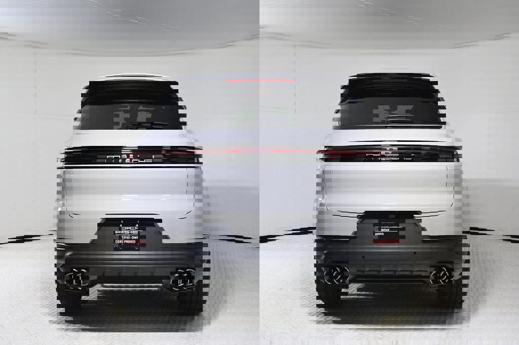Certified 2025 Porsche Cayenne S image 6