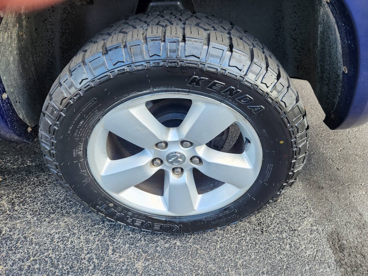Used 2014 RAM 1500 Express AWD/4WD image 7
