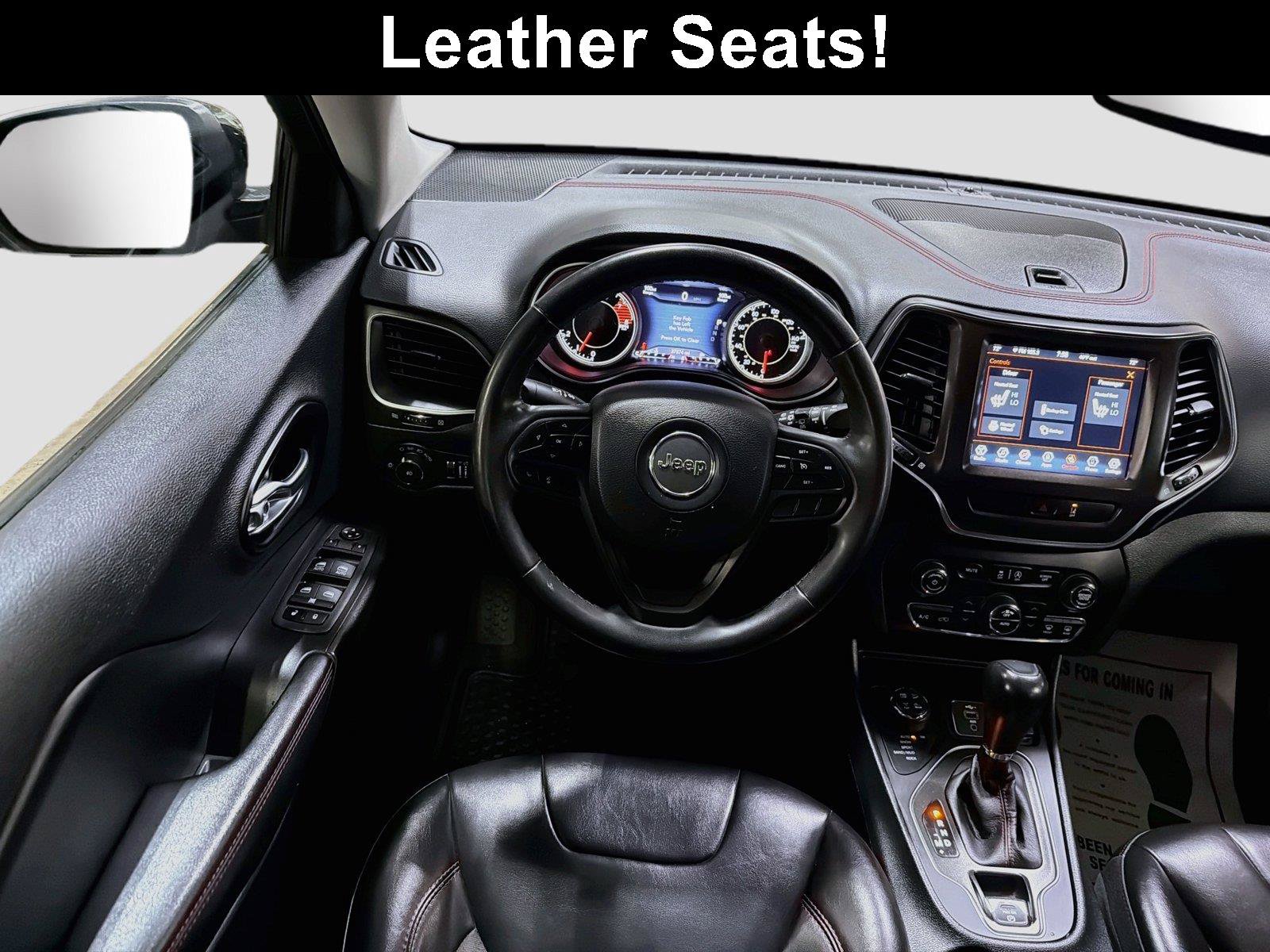 Used 2022 Jeep Cherokee Trailhawk AWD/4WD image 2