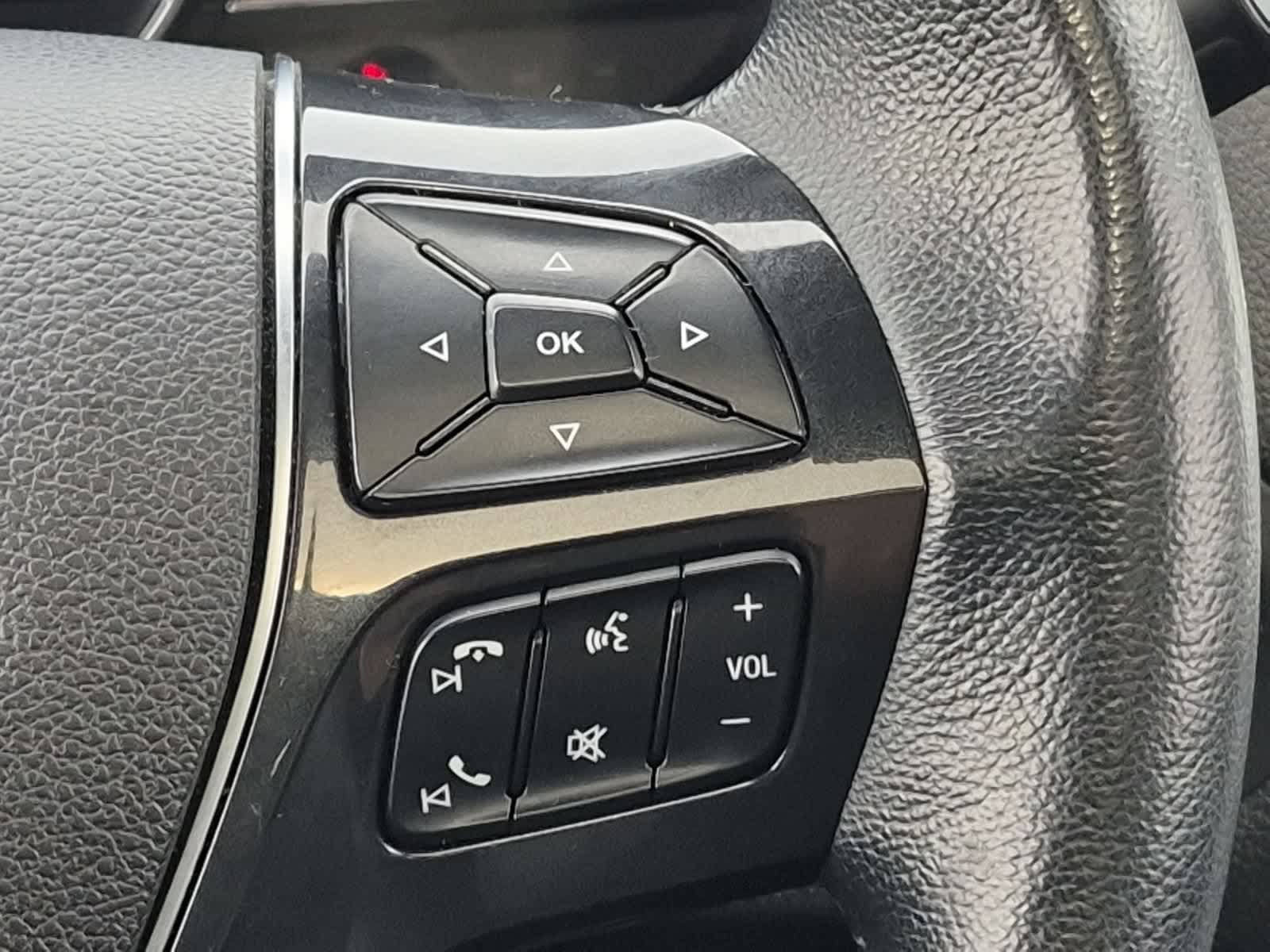 Used 2017 Ford Explorer Limited w/ Equipment Group 301A AWD/4WD image 26