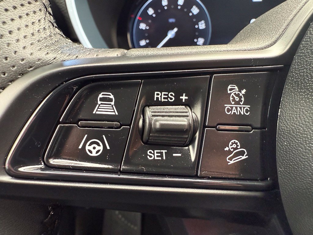 New 2026 Alfa Romeo Stelvio Sprint w/ Convenience Package AWD/4WD image 38