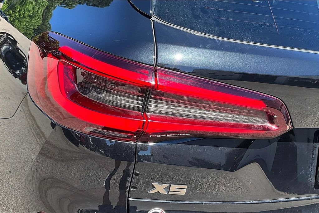 Used 2023 BMW X5 M50i w/ Executive Package AWD/4WD image 23